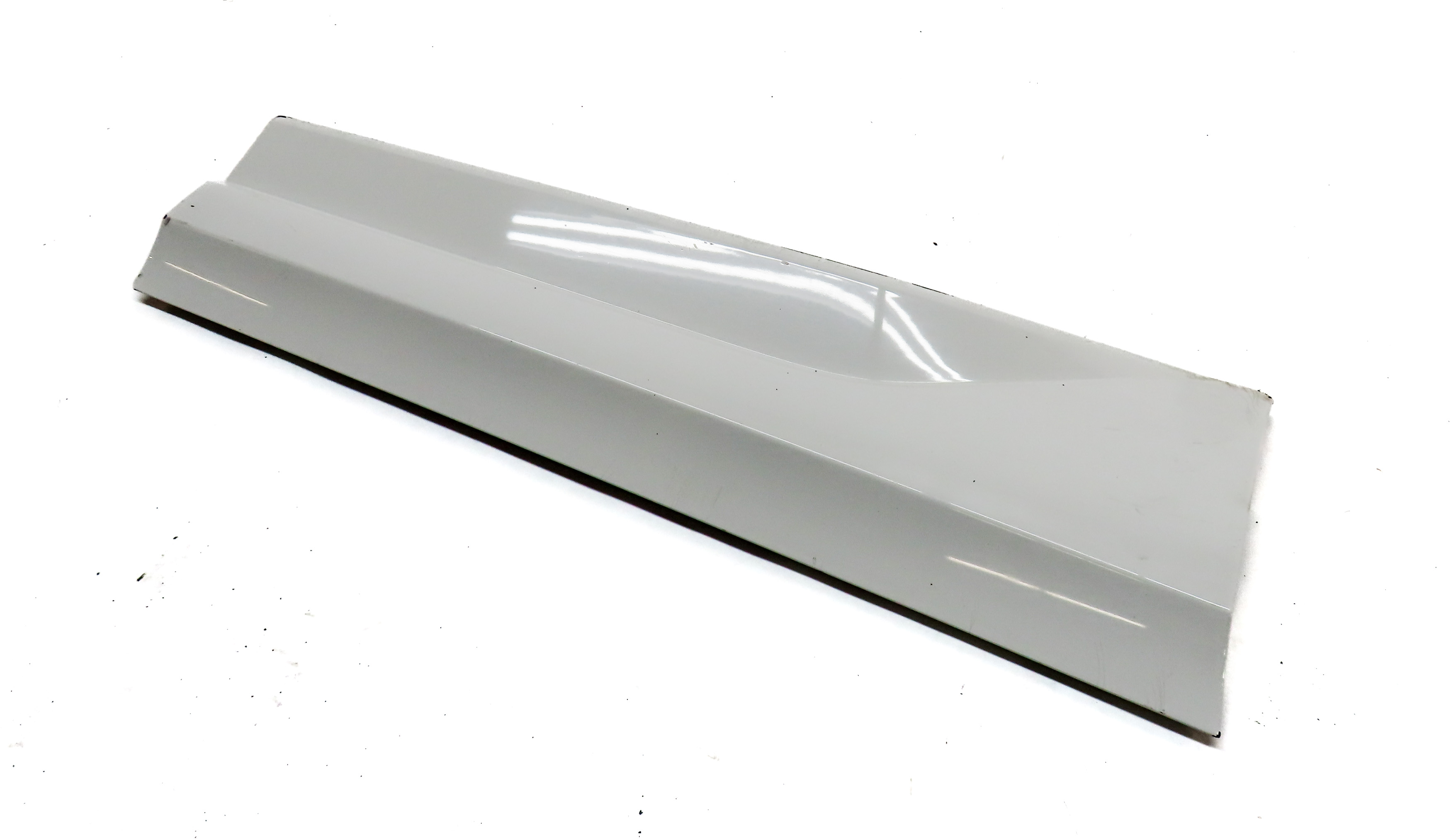 2018 AUDI Q3 (8U) REAR RIGHT LOWER EXTERIOR DOOR TRIM MOULDING PANEL (White) — exact item pictured